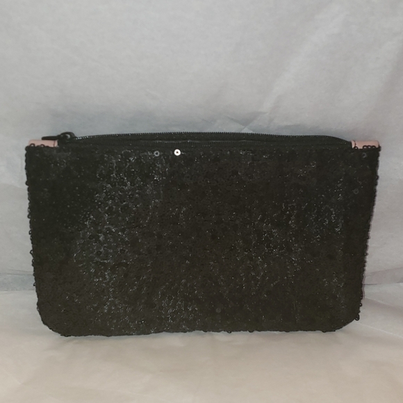 Purse - Picture 2 of 3